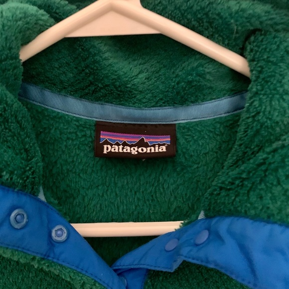 COPY - Patagonia pull over - Picture 3 of 7